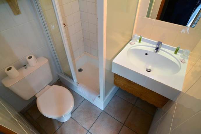 Imagen de la habitación del Cit\'Hotel Le Montreal. Foto 8