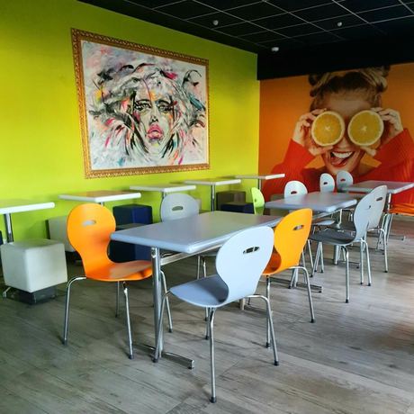 Imagen del bar/restaurante del Cit'h&ocirc;tel Design Booking Evry Saint Germain-L&egrave;s-Corbeil Senart. Foto 3