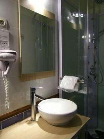 Imagen de la habitación del Citotel Le Moulin Noye. Foto 5