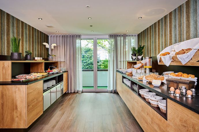 Imagen del bar/restaurante del City Appartementhotel. Foto 4