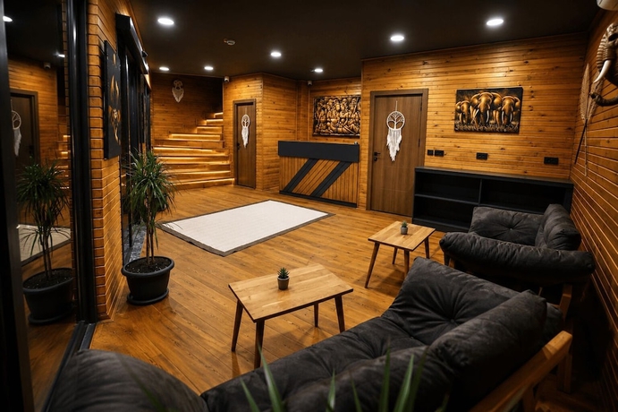 Imagen de los interiores del City Bungalow Hotel. Foto 15