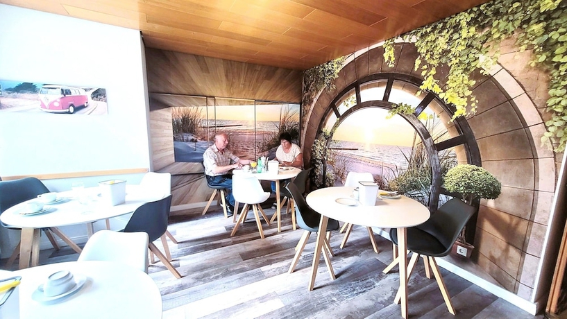 Imagen de los interiores del City Center Hotel Garni Cuxhaven. Foto 16