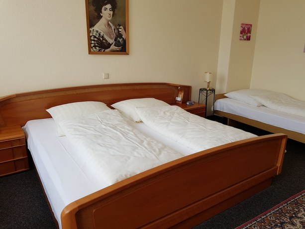 Imagen de la habitación del City Hotel Garni. Foto 2