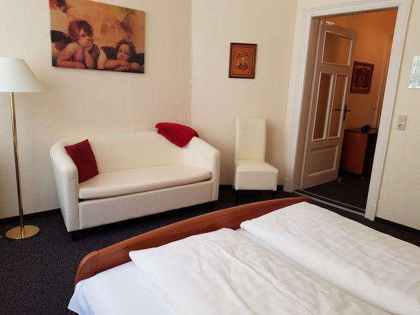 Imagen de la habitación del City Hotel Garni. Foto 19