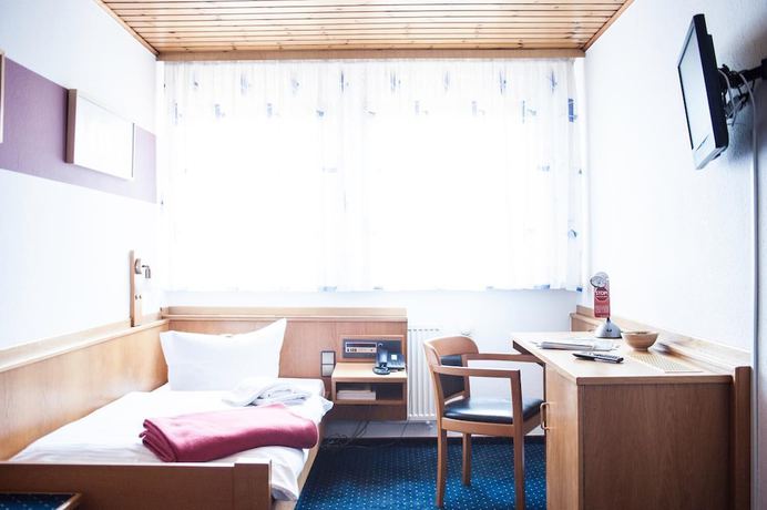 Imagen de la habitación del City Hotel Hanau. Foto 14