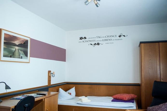 Imagen de la habitación del City Hotel Hanau. Foto 15