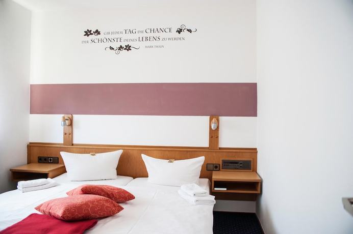 Imagen de la habitación del City Hotel Hanau. Foto 16