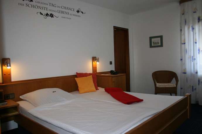 Imagen de la habitación del City Hotel Hanau. Foto 17