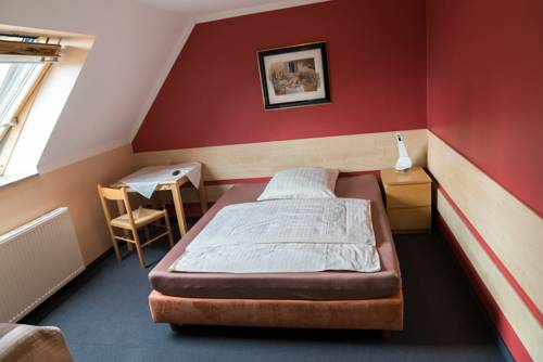 Imagen de la habitación del City Hotel Hilden. Foto 2