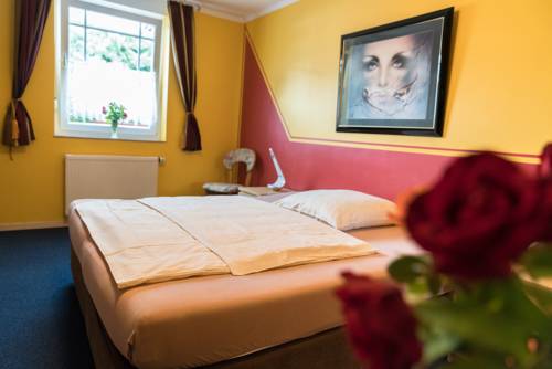 Imagen de la habitación del City Hotel Hilden. Foto 13