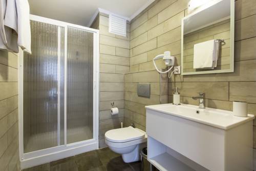Imagen de la habitación del City Hotel, Izmir. Foto 4