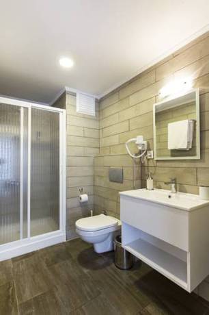 Imagen de la habitación del City Hotel, Izmir. Foto 5