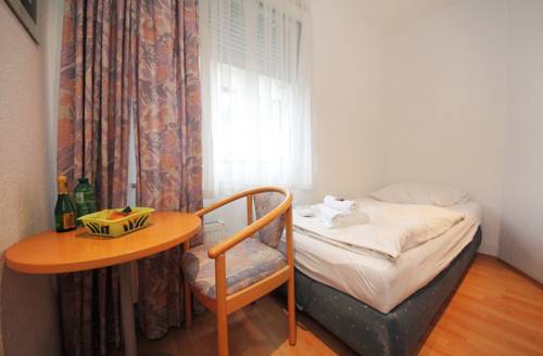 Imagen de la habitación del City Hotel Storch. Foto 7