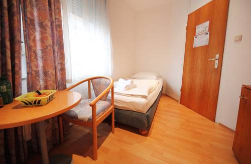 Imagen de la habitación del City Hotel Storch. Foto 10