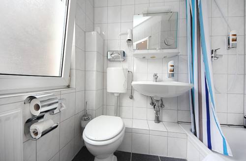 Imagen de la habitación del City Hotel Storch. Foto 13