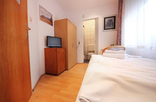 Imagen de la habitación del City Hotel Storch. Foto 16