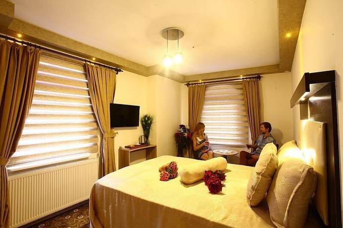 Imagen de la habitación del City Hotel, Unye. Foto 10