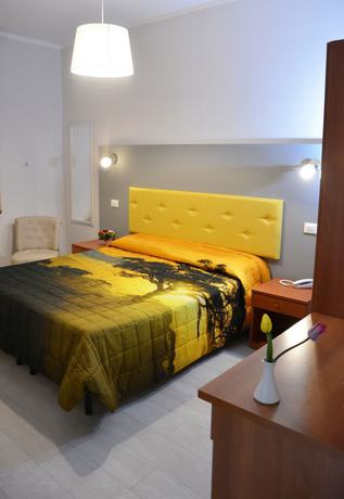 Imagen de la habitación del City Hotel, Viareggio. Foto 7
