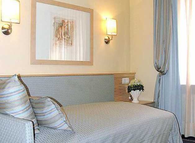 Imagen de la habitación del City Hotel, Waldshut-Tiengen. Foto 2