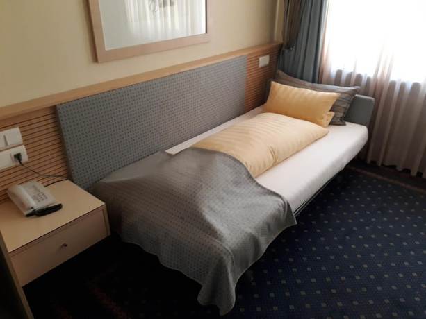 Imagen de la habitación del City Hotel, Waldshut-Tiengen. Foto 16