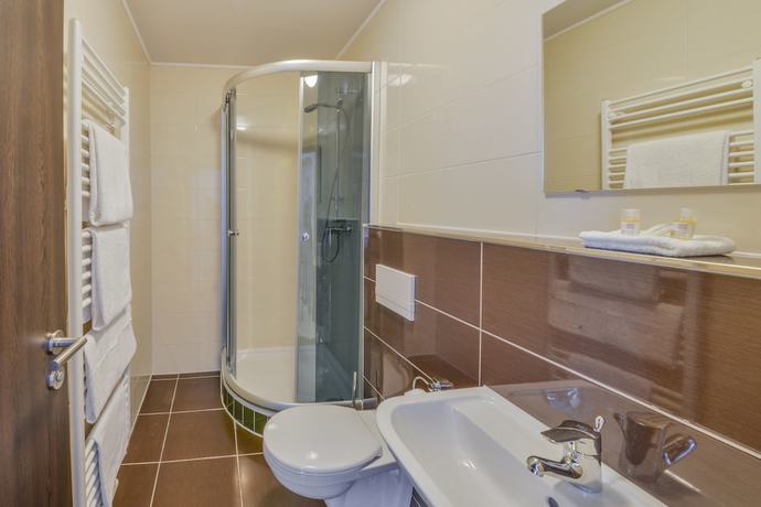 Imagen de la habitación del City Hotel Wetzlar. Foto 17