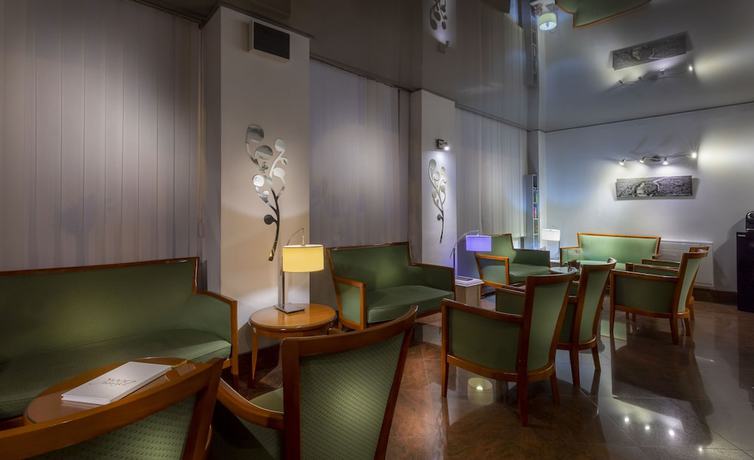 Imagen de los interiores del City Inn Paris. Foto 16