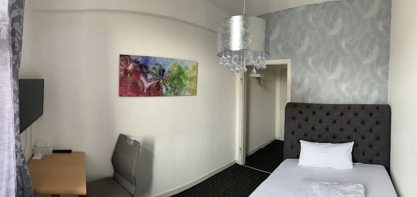 Imagen de la habitación del City Max Hotel. Foto 8