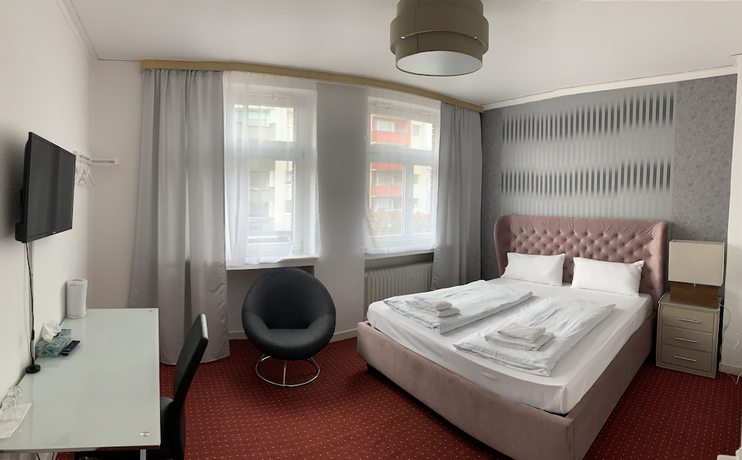 Imagen de la habitación del City Max Hotel. Foto 17