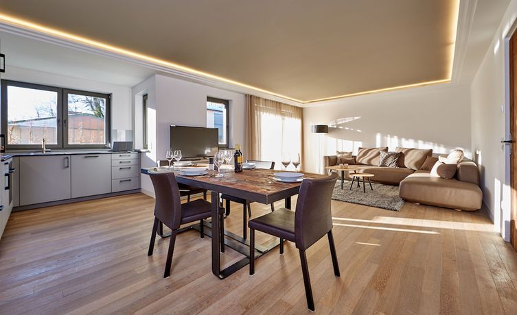 Imagen de la habitación del City Suites Murnau. Foto 11