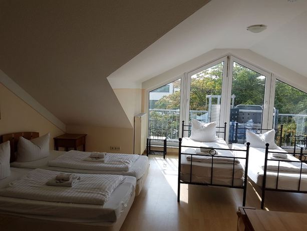 Imagen de la habitación del CityPark Aparthotel K&ouml;ln. Foto 10