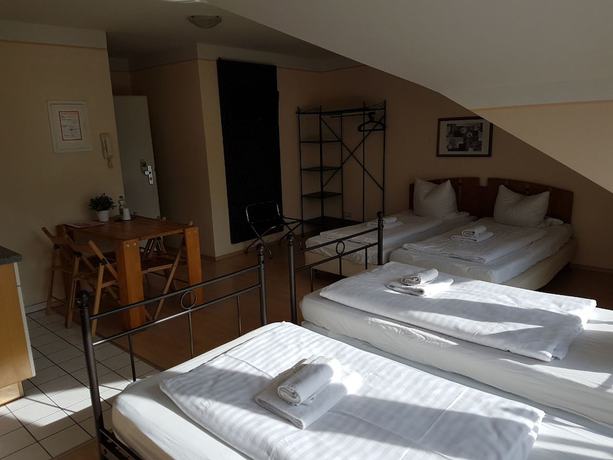 Imagen de la habitación del CityPark Aparthotel K&ouml;ln. Foto 16