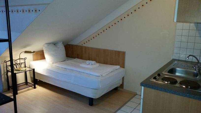 Imagen de la habitación del CityPark Aparthotel K&ouml;ln. Foto 18