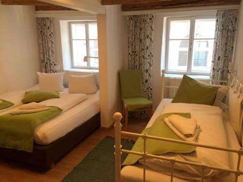 Imagen de la habitación del Cityhotel Junger Fuchs. Foto 2