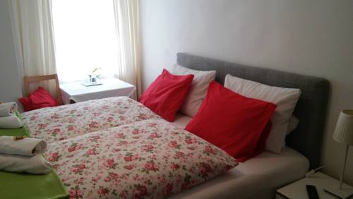 Imagen de la habitación del Cityhotel Junger Fuchs. Foto 7