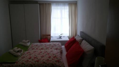 Imagen de la habitación del Cityhotel Junger Fuchs. Foto 8