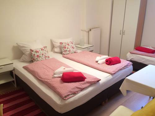 Imagen de la habitación del Cityhotel Junger Fuchs. Foto 9