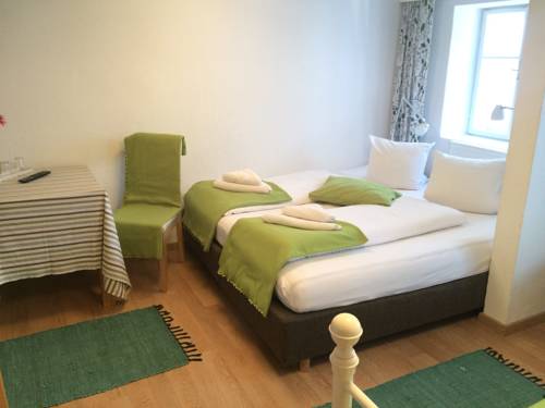 Imagen de la habitación del Cityhotel Junger Fuchs. Foto 10