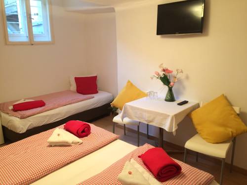 Imagen de la habitación del Cityhotel Junger Fuchs. Foto 11
