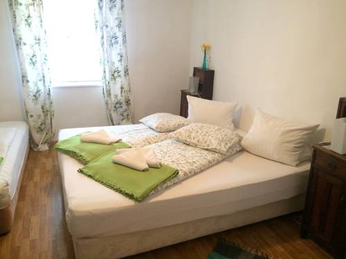 Imagen de la habitación del Cityhotel Junger Fuchs. Foto 12