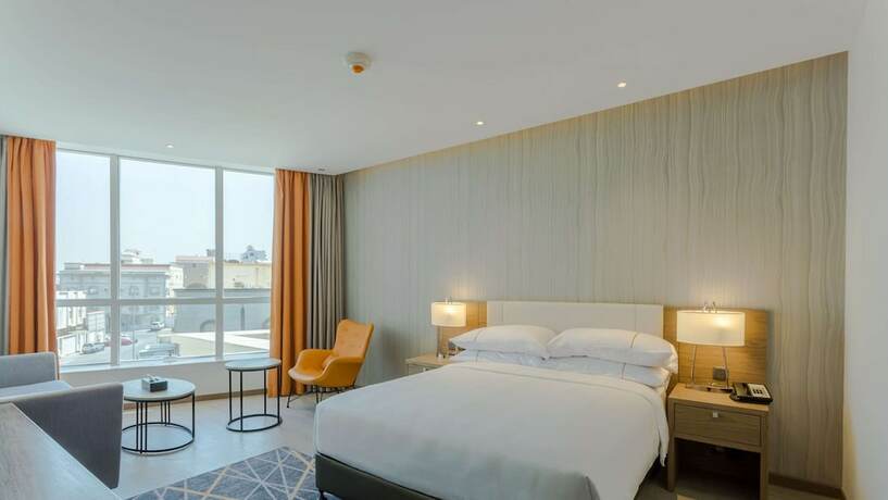 Imagen de la habitación del Clarion Hotel Jeddah Airport. Foto 16