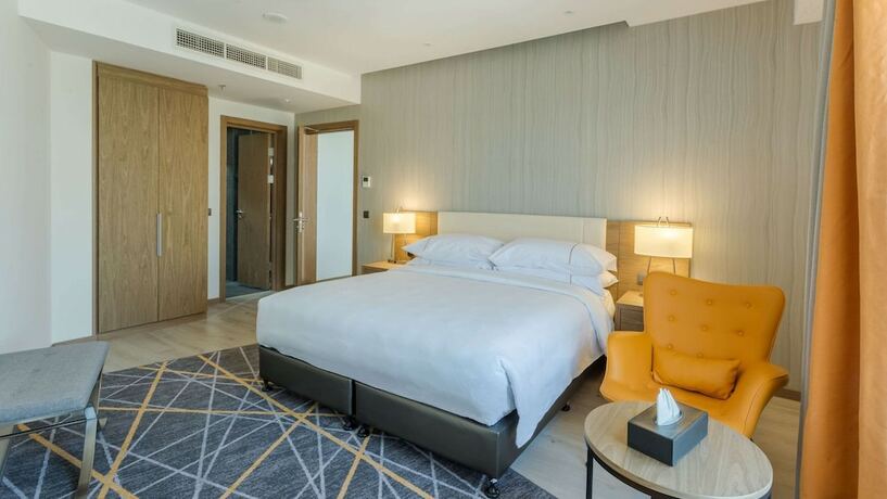 Imagen de la habitación del Clarion Hotel Jeddah Airport. Foto 20