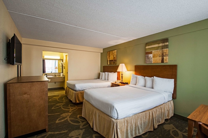 Imagen de la habitación del Clarion Inn & Conference Center. Foto 4