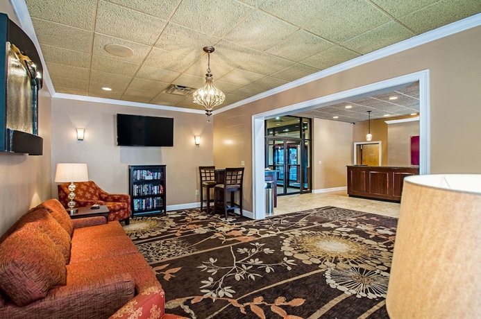 Imagen de los interiores del Clarion Inn & Conference Center. Foto 15