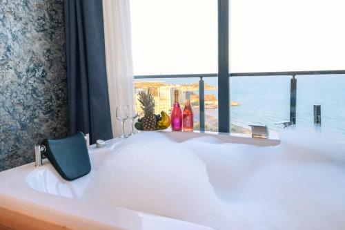 Imagen general del Class Premium Suit Otel. Foto 3