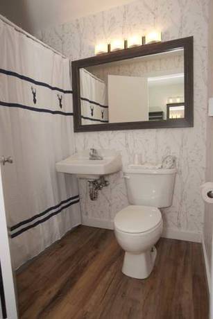 Imagen de la habitación del Clear River Inn And Tavern. Foto 5