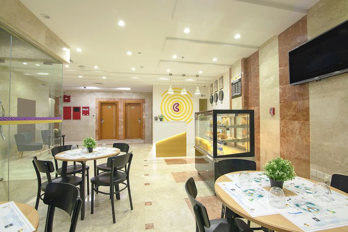 Imagen del bar/restaurante del Click City Hotel Deira. Foto 4