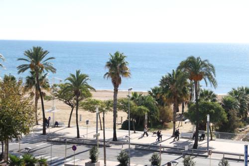 Imagen de la habitación del Click & Booking Cambrils Playa Spa. Foto 15