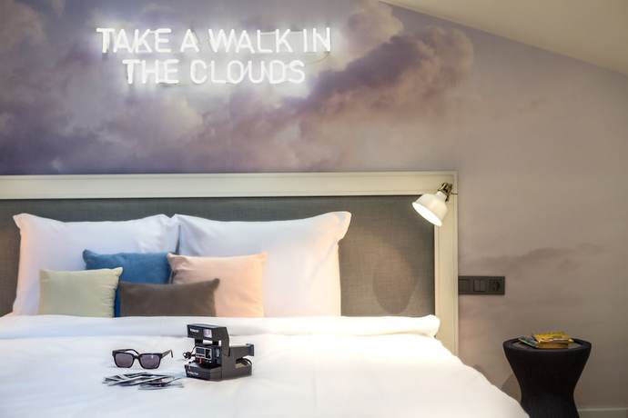 Imagen de la habitación del Cloud7 Hotel. Foto 2
