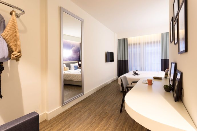 Imagen de la habitación del Cloud7 Hotel. Foto 4