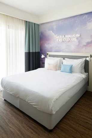 Imagen de la habitación del Cloud7 Hotel. Foto 11